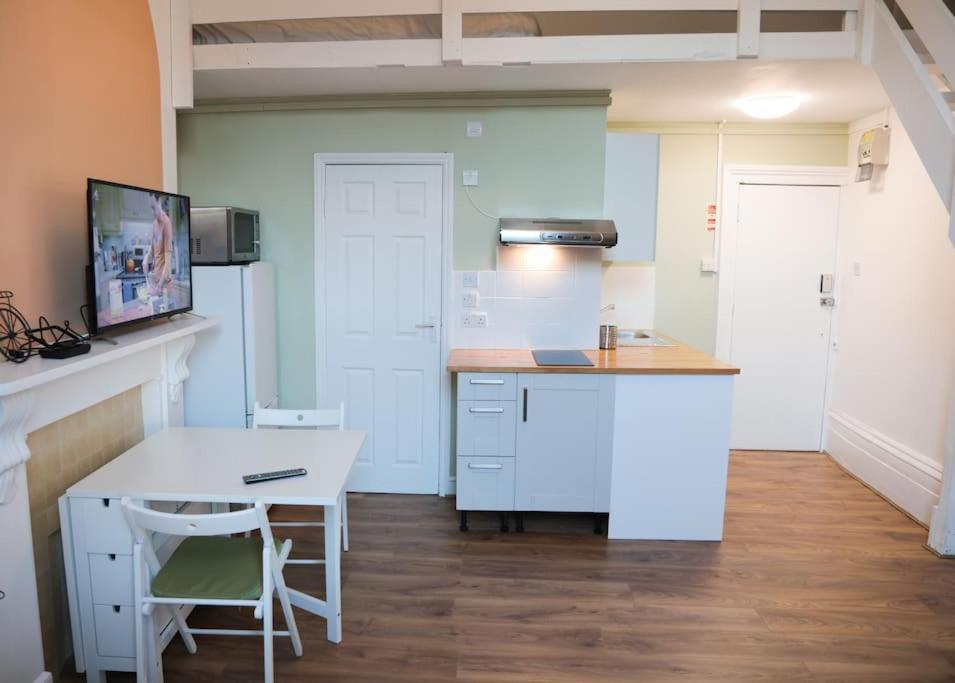 Appartamento Sunlight Studio In King'S Cross Londra Esterno foto